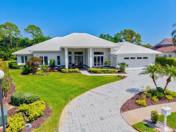 7305 Links Ct, Sarasota, FL 34243