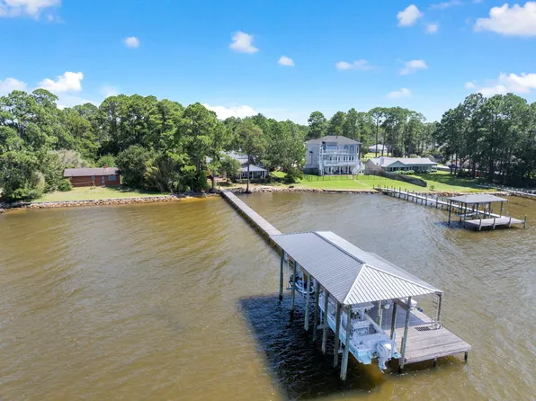 6728 E Bay Blvd, Navarre, FL 32566