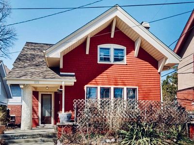 2212 East Linnwood AVENUE, Milwaukee, WI, 53211