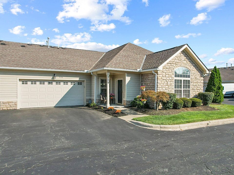 1st image of 928 Villas Dr