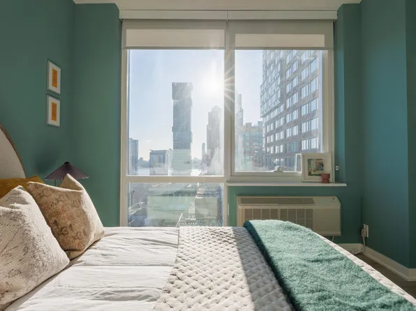 180 Morgan Street image 133 of 140