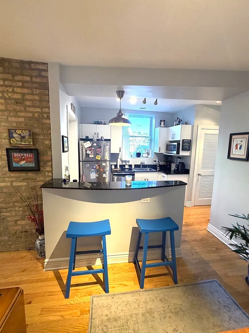 1 bed, 650 sqft, $2,350 — Photo 4