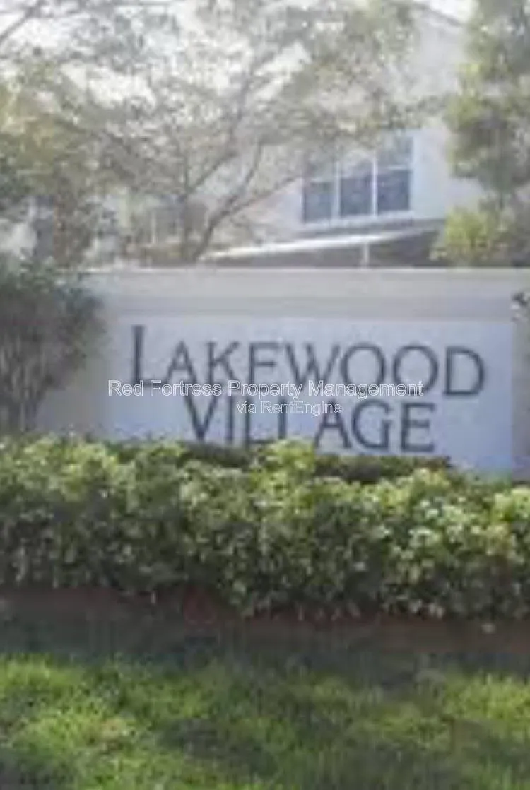 3 bed, 2.0 bath, 1634 sqft, $1,595 — Photo 3