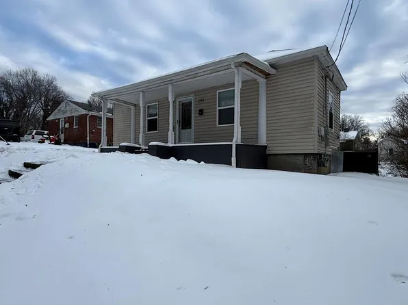209 Walnut St, Danville, VA 24540