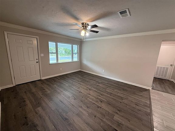 5th image of 1239 SE 18th Ter