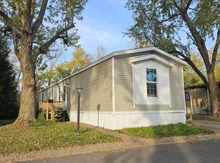 1132 Crestwood Dr, Lima, OH 45805