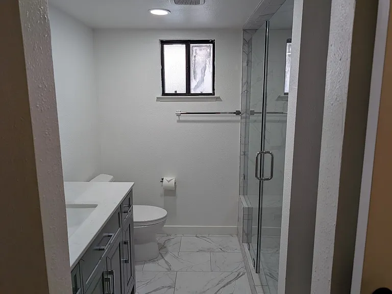 1757 Douglas Ave — Photo 10