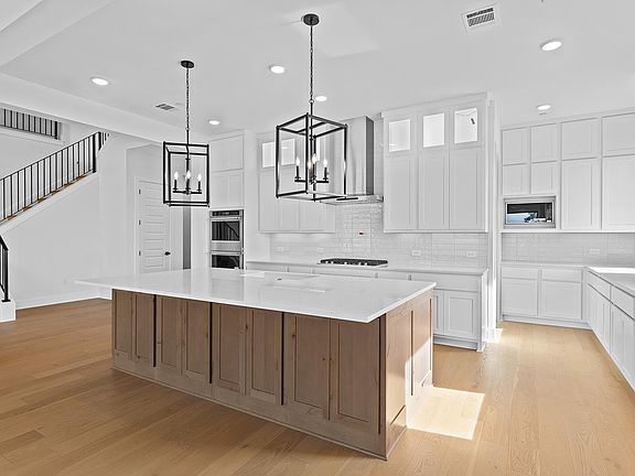 6th image of this home