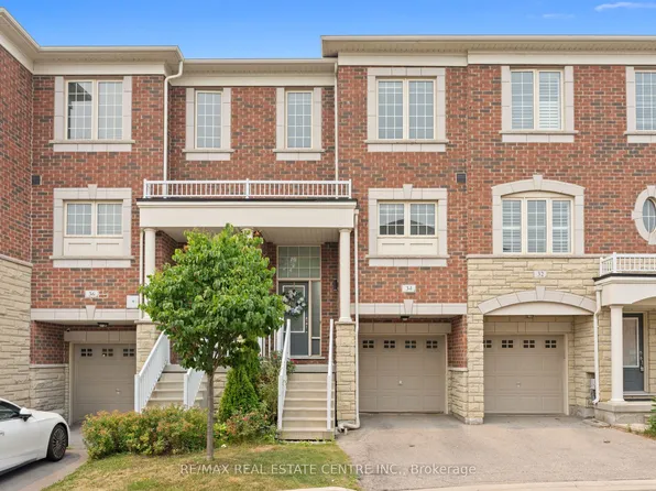 34 Aspen Hills Rd, Brampton, ON L6Y 6E4