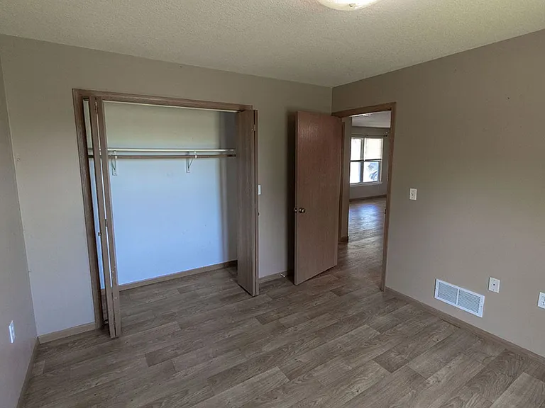 1544 Florence Dr — Photo 16