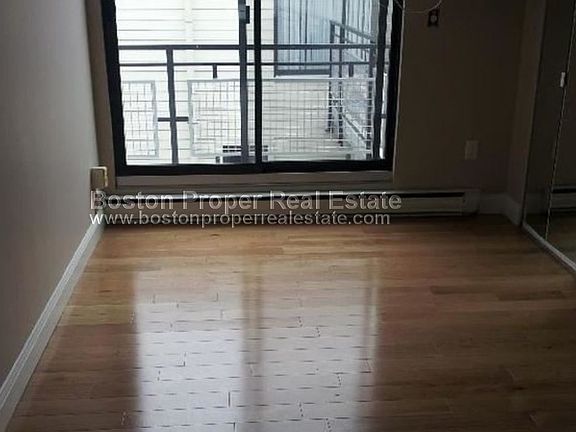 12 Stoneholm #615 Boston - Fenway Unit Photo 5