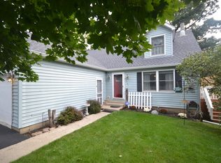 34721 N Peterson Ave, Ingleside, IL