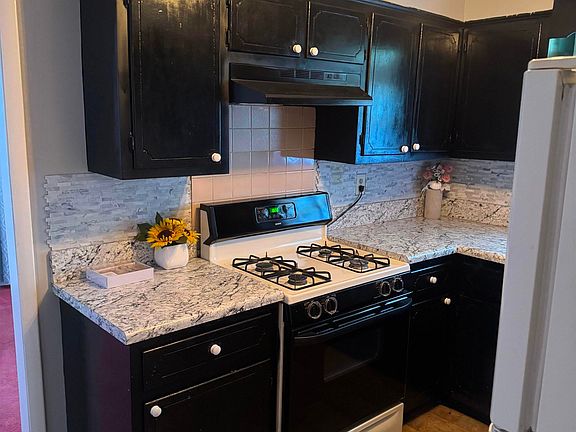 5th image of 3824 Ellis Ave SW