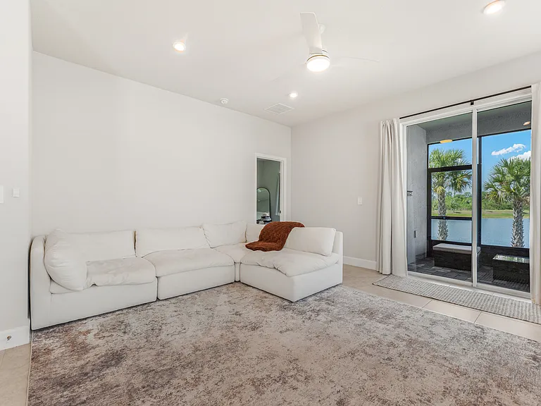 14048 Crimson Ave — Photo 18