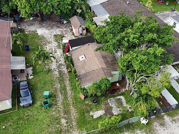 5th image of 2954 NW 91st St