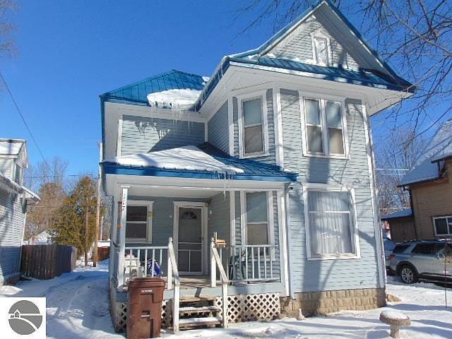 1st image of 117 E Wright Ave