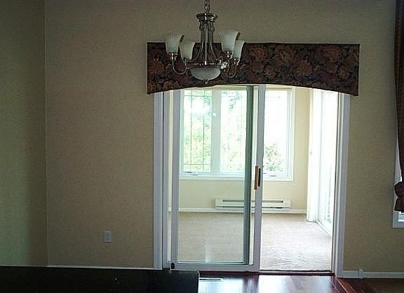 4th image of 15551 Lilac Dr