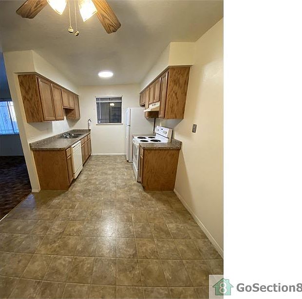 1st image of 3611 Tyson Pl NE APT B