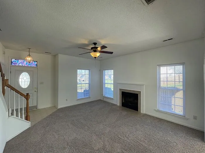 Building Photo - 10218 Ridgewell Ct