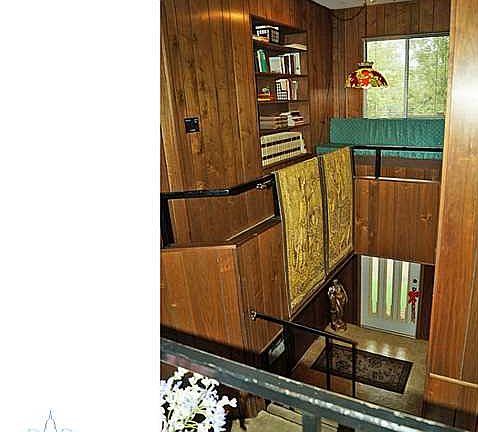 4th image of 4139 Delta River Dr