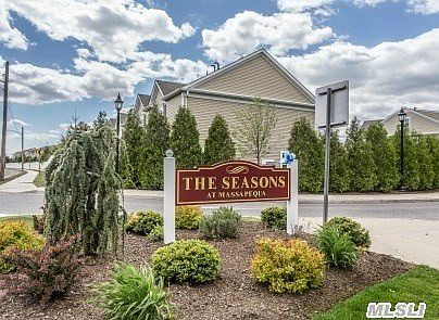 1st image of 42 Southampton Dr #42