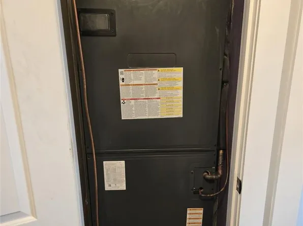 2713 Avenue Y image 20 of 21