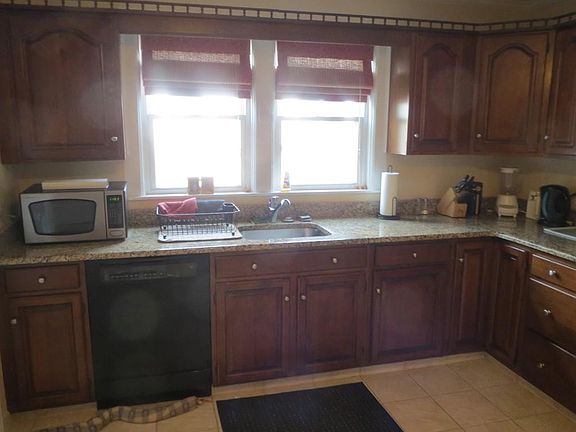 3rd image of 55 Prospect Ave #55