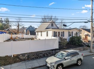 33 Desoto Rd, Boston, MA 02132