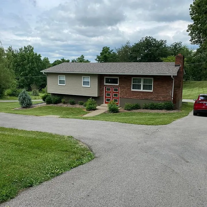 2771 Old Hill Rd