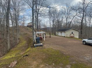 69 Recycling Rd, Booneville, KY 41314