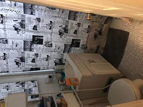 3rd image of 2314 36th St APT 1