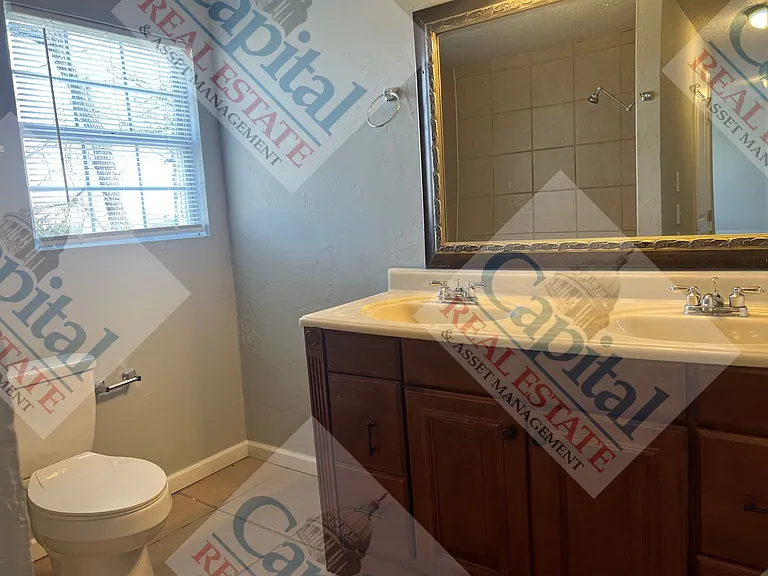 407 E Key Blvd — Photo 30