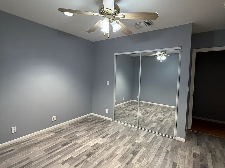 18601 Vincennes St #5 — Photo 12