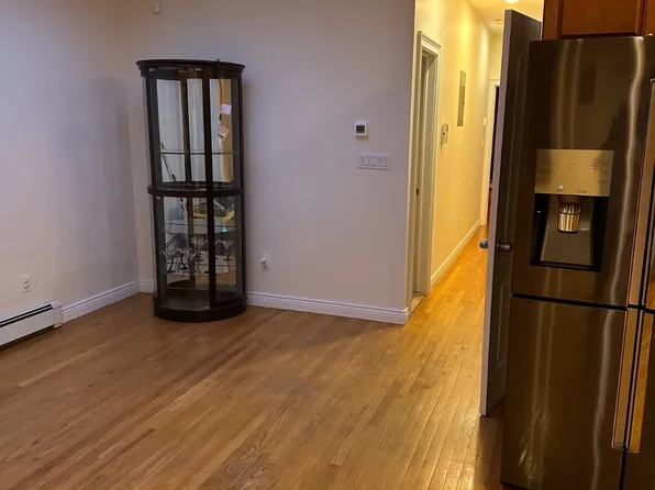 1548 East 59th Street image 7 of 18