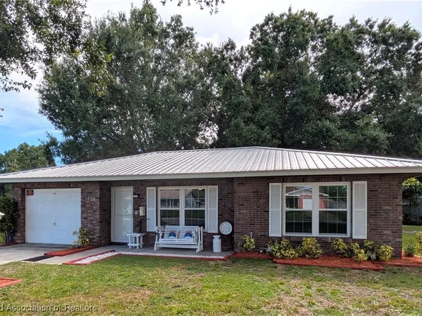 1726 Buck St, Lake Placid, FL 33852