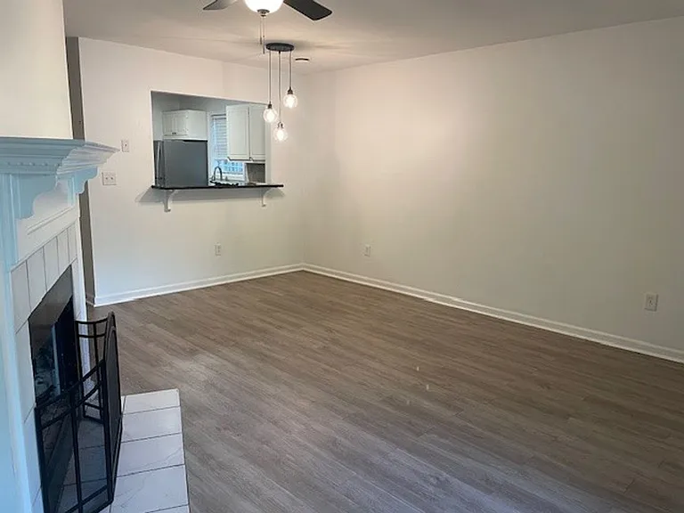 32 Huntsfield Dr #B — Photo 29