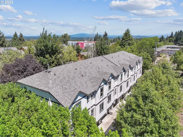 5329 NE Cully Blvd, Portland, OR 97218