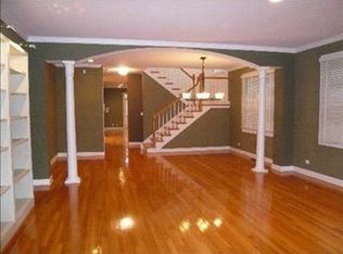 1716 W Winona St, Chicago, IL 60640