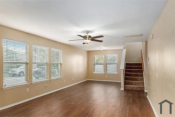 4 bed, 1509 sqft, $9,999 — Photo 4
