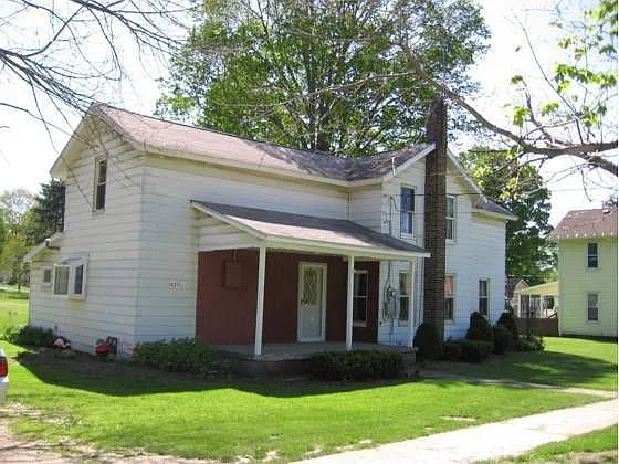 14371 Main St photo 1