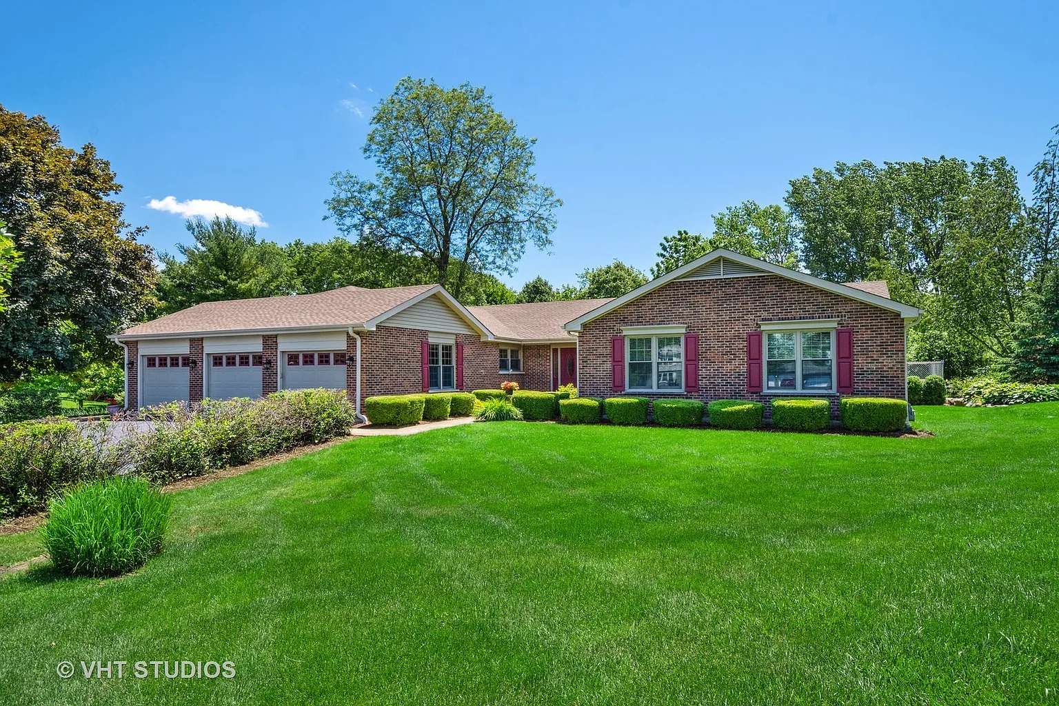 23443 W Mallard Ct photo 1
