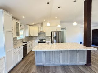 283 Hoover Rd, Soquel, CA 95073