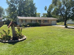 106 W Williams St, La Plata, MO 63549