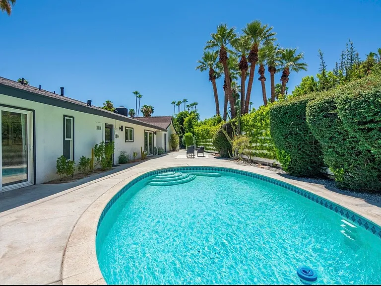 1111 S San Joaquin Dr — Photo 18