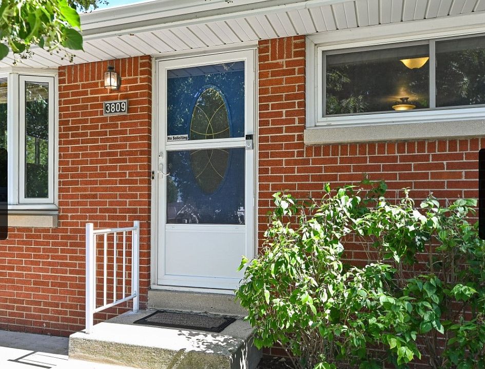 1st image of 3809 Russett Ln