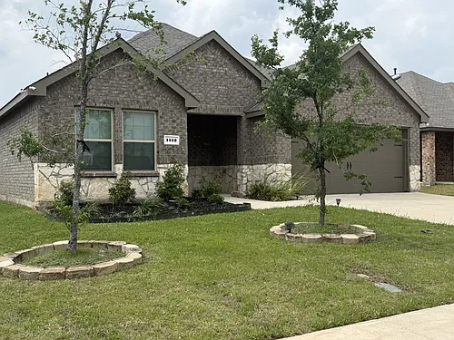 1412 Chestnut Cove Dr Photo 1