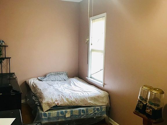 4th image of 1530 S Komensky Ave