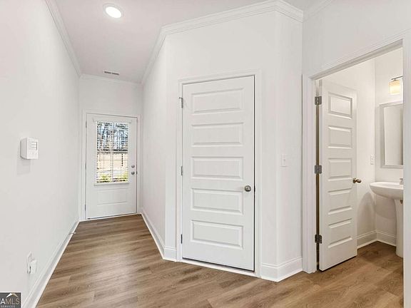 3rd image of 878 Porter Ridge Ln #3