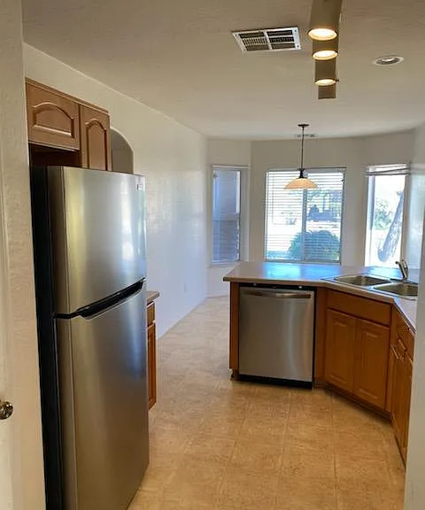 23289 W Arrow Dr — Photo 2