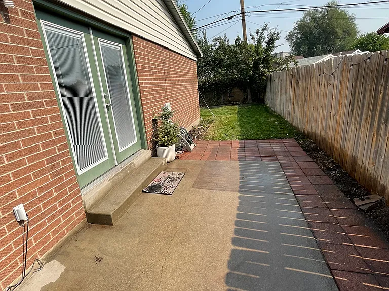 807 E Whitemaple Way — Photo 3